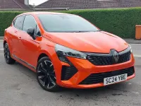 Used Renault Clio Techno 90 HP (66 kW) 2024 Orange Hatchback
