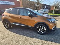 Begagnad Renault Captur Iconic 2019 Orange SUV