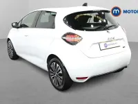 Used Renault Zoe Techno 100 kW (136 HP) 2024 White Hatchback