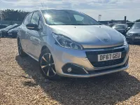 Used Peugeot 208 Allure Premium 80 HP (58 kW) 2018 Silver Hatchback