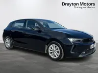 Second-hand Vauxhall Astra Design Edition 110 CP (80 kW) 2023 Negru Hatchback