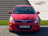 Used Hyundai i20 Comfort 77 HP (56 kW) 2009 Red Hatchback