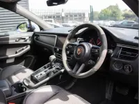 Used Porsche Macan T 261 HP (191 kW) 2024 Blue SUV