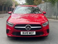 Begagnad Mercedes A180 SE 116 HK (85 kW) 2019 Röd Halvkombi