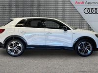 Begagnad Audi Q3 Black Edition 147 HK (108 kW) 2021 Vit SUV