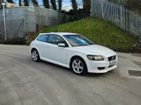 Usado Volvo C30 R-Design 100 HP (73 kW) 2009 Branco Citadino