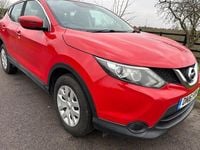 Used Nissan Qashqai Visia 2016 Red SUV