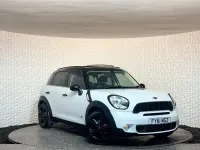 Used Mini Cooper S 2011 White Hatchback