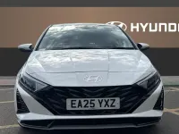 Used Hyundai i20 Premium 101 HP (74 kW) 2025 White Hatchback