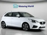 Begagnad MG MG3 Exclusive 105 HK (77 kW) 2022 Vit Halvkombi