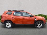 Used Dacia Duster Comfort 100 HP (73 kW) 2022 Orange SUV