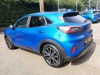 Used Ford Puma Titanium 125 HP (91 kW) 2020 Desert island blue SUV