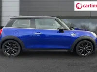 Used Mini Cooper Classic 136 HP (100 kW) 2020 Blue Hatchback