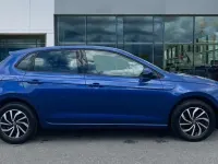 Used VW Polo Life 95 HP (69 kW) 2024 Reef blue metallic Hatchback