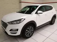 Used Hyundai Tucson Premium 132 HP (97 kW) 2019 White SUV