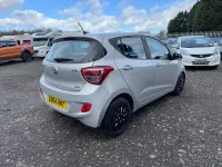Used Hyundai i10 SE 87 HP (63 kW) 2015 Silver Hatchback