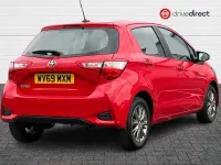 Used Toyota Yaris 107 HP (78 kW) 2019 Red Hatchback