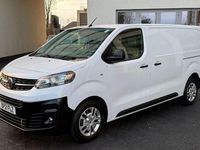 Used Vauxhall Vivaro S 101 HP (74 kW) 2021 White MPV