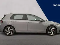 Second-hand VW Golf VIII 265 CP (194 kW) 2025