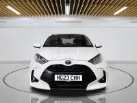 Used Toyota Yaris Design 116 HP (85 kW) 2023 White Hatchback