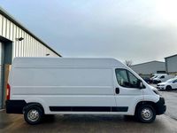 Used Peugeot Boxer S 140 HP (102 kW) 2022 White Van