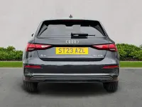 Używany Audi A3 Comfort 108 KM (79 kW) 2023 Czarny Sedan/Limuzyna