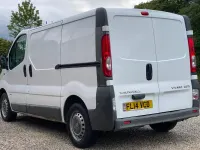 Used Vauxhall Vivaro 115 HP (84 kW) 2014 White MPV