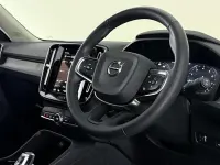 Usado Volvo XC40 Inscription 163 HP (119 kW) 2021 Prateado SUV
