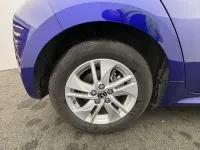 Begagnad Mazda 2 Center-Line 116 HK (85 kW) 2024 Blå Halvkombi