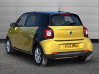 Used Smart ForFour Passion 71 HP (52 kW) 2017 Yellow Hatchback