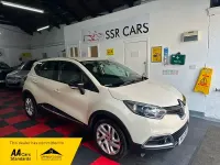 Used Renault Captur Dynamique 90 HP (66 kW) 2015 White SUV