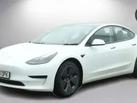 Used Tesla Model 3 Standard Range Plus 366 kW (498 HP) 2021 White Sedan