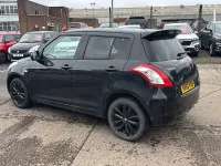 Usado Suzuki Swift SZ-L 94 HP (69 kW) 2016 Preto Citadino