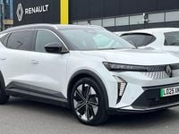 Used Renault Scenic E-Tech Komfort 125 kW (170 HP) 2025 Twotone metallic  arctic white with diamond black roof  SUV