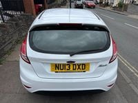 Used Ford Fiesta Style 82 HP (60 kW) 2013 White Hatchback