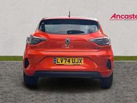 Used Renault Clio V Evolution 143 HP (105 kW) 2024 Orange Hatchback