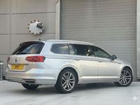 Used VW Passat GTE 218 HP (160 kW) 2018 Silver Estate