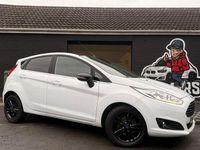 Used Ford Fiesta Zetec 123 HP (90 kW) 2016 White Hatchback