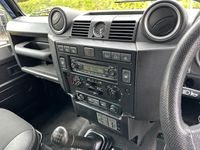 Usado Land Rover Defender 2012 Azul Carrinha