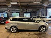 Begagnad Ford Focus Titanium 120 HK (88 kW) 2017 Silver Kombi