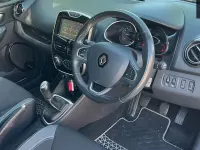 Used Renault Clio Dynamique 90 HP (66 kW) 2016 White Hatchback