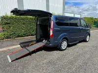 Used Ford Tourneo Titanium 130 HP (95 kW) 2023 Blue MPV
