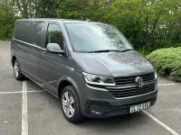 Second-hand VW Transporter Highline 204 CP (150 kW) 2023 Gri Van