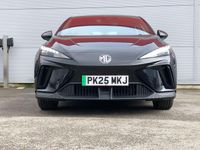 New MG MG4 EV SE 63 kW (87 HP) 2025 Black Hatchback