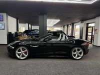 Usado Jaguar F-Type R-Dynamic 340 HP (250 kW) 2018 Preto Cabrios