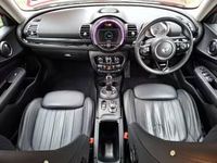 Used Mini Cooper S Clubman Exclusive 192 HP (141 kW) 2019 Red Estate