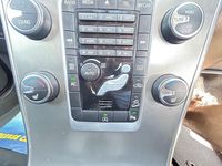 Used Volvo XC60 SE 163 HP (119 kW) 2012 Gold SUV