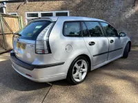Begagnad Saab 9-3 Vector 2007 Silver Kombi