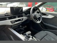 Used Audi A4 S-Line 150 HP (110 kW) 2023 White Sedan