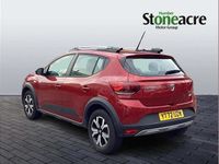 Used Dacia Sandero Prestige 99 HP (72 kW) 2022 Red SUV